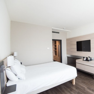 Addon Supplies | Hotel Supplies | Corporate Clothing Alt Image 43